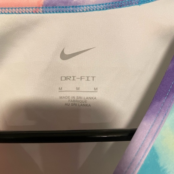 NIKE Dri Fit Performance Tank - Picture 7 of 7